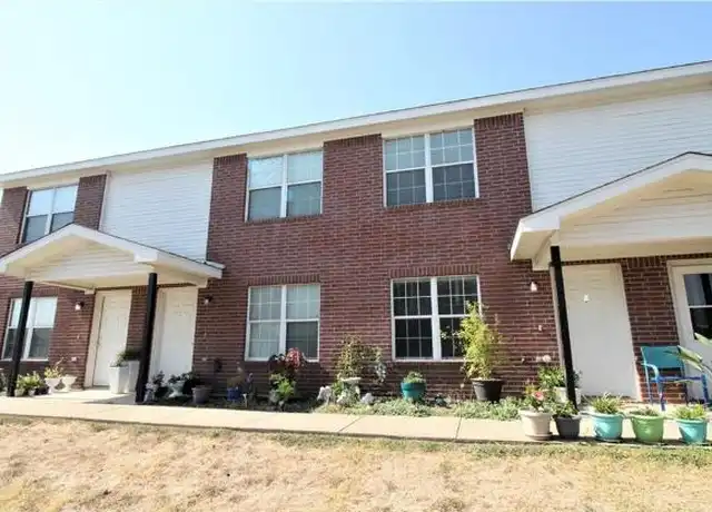 Property at 811 Industrial Ave, Copperas Cove, TX, 76522, 2 beds, 2 baths, [object Object]