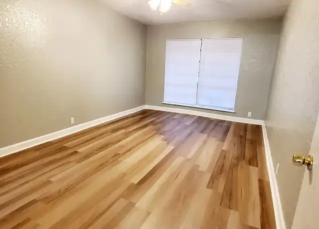 Property at El Rancho Escondido Apartments - 2840 Las Vegas Trl, Fort Worth, TX, 76116, 1 bed, 1 bath, [object Object]