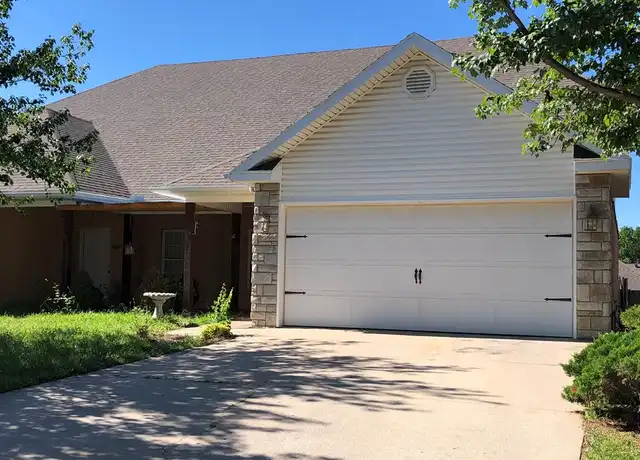 Property at 3204 SW Windrift Ave, Bentonville, AR, 72713, 3 beds, 2 baths, [object Object]