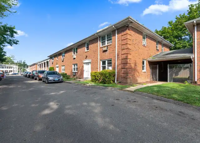Property at 838 Wood Ave Unit 828-C8, Bridgeport, CT, 06604, 1 bed, 1 bath, [object Object]