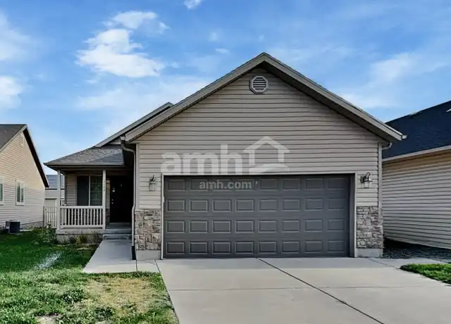 Property at 1604 E Shadow Dr, Eagle Mountain, UT, 84005, 5 beds, 3 baths, [object Object]