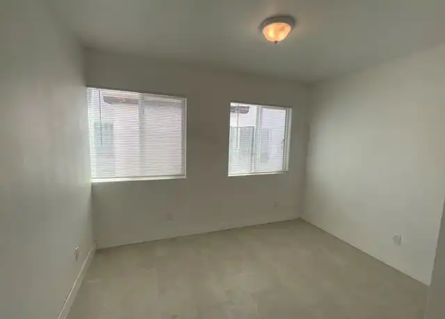 Property at 17371 Queens Ln Unit 105, Huntington Beach, CA, 92647, 3 beds, 2 baths, [object Object]