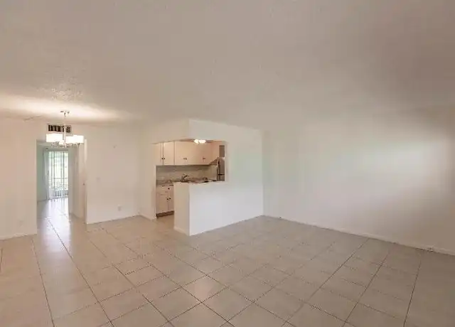 Property at 138 Fanshaw Way, Boca Raton, FL, 33434, 1 bed, 2 baths, [object Object]