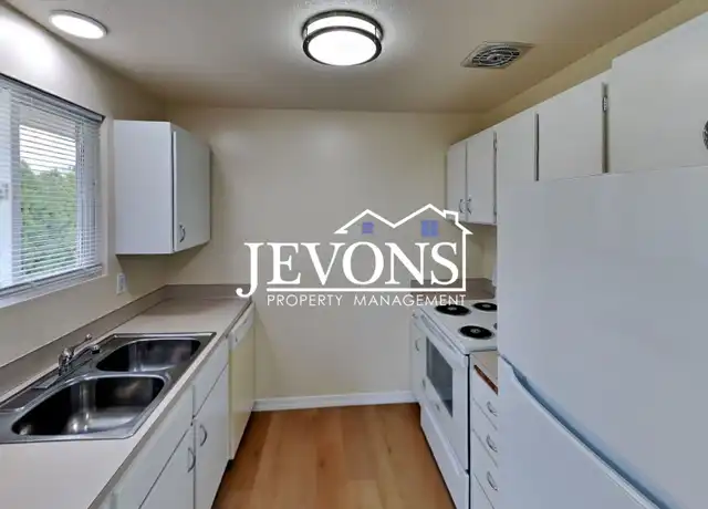 Property at 404 S 81st Ave Unit 3, Yakima, WA, 98908, 2 beds, 1 bath, [object Object]