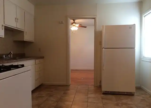 Property at 805 27th St, Canyon, TX, 79015, 1 bed, 1 bath, [object Object]