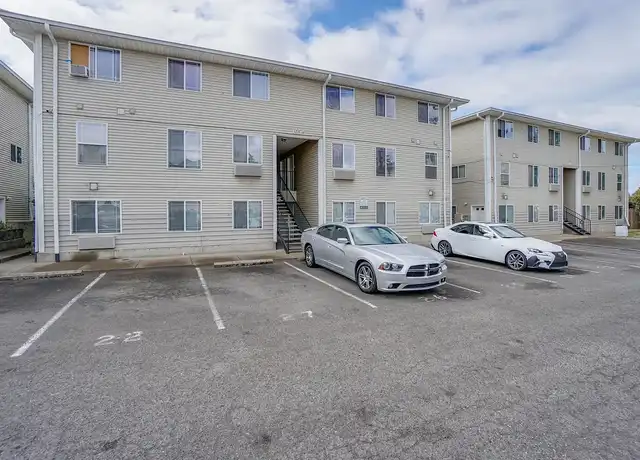 Property at Beverly Rose Apartments - 1901-1943 SE 122nd Ave, Portland, OR, 97233, 2 beds, 1 bath, [object Object]