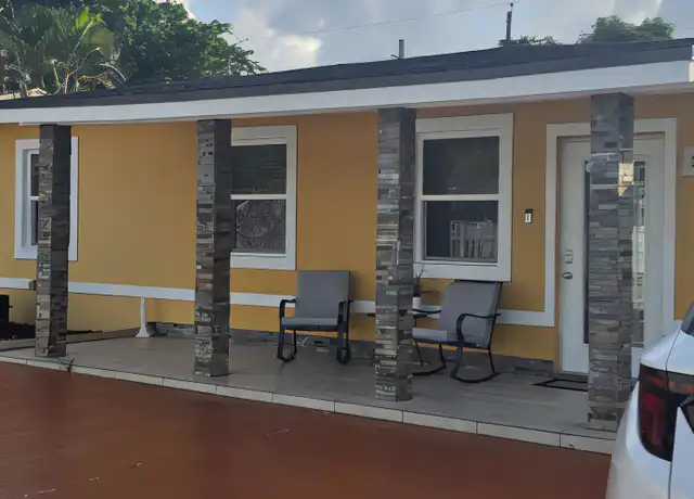 Property at 10412 NW 31st Ct Unit Front main house, Miami, FL, 33147, 3 beds, 1 bath, [object Object]