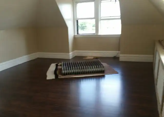Property at 125 Koehler St, Mount Oliver, PA, 15210, 2 beds, 1 bath, [object Object]