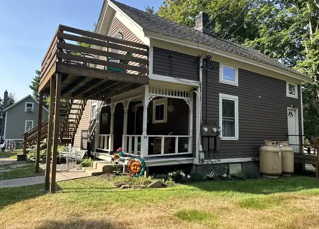 Property at 22 Main St Unit 2, East Hampton, CT, 06424, 1 bed, 1 bath, [object Object]