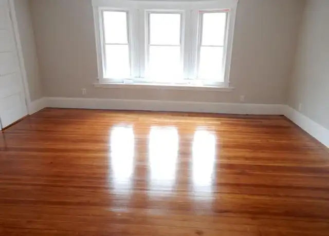 Property at 5 Walker St, Somerville, MA, 02144, 3 beds, 1 bath, [object Object]