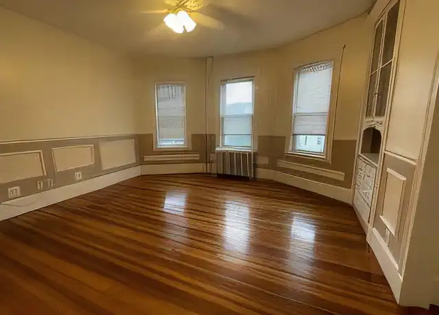 Property at 18 Bigelow St Unit 1, Boston, MA, 02135, 3 beds, 1 bath, [object Object]