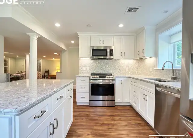 Property at 128 Union St Unit B, Natick, MA, 01760, 1 bed, 1 bath, [object Object]