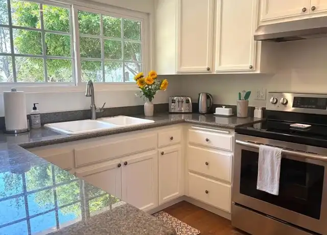 Property at 5327 La Glorieta, Rancho Santa Fe, CA, 92067, 2 beds, 2 baths, [object Object]
