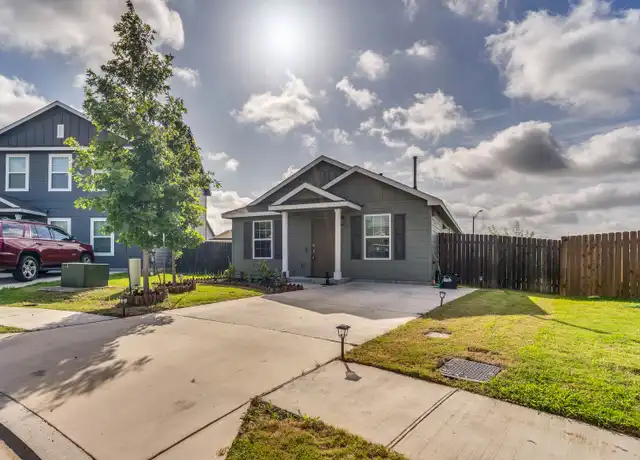 Property at 13513 Banquete St, Elgin, TX, 78621, 3 beds, 2 baths, [object Object]