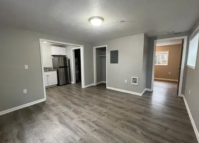 Property at 14808 E Burnside St Unit 14932A, Portland, OR, 97233, 1 bed, 1 bath, [object Object]