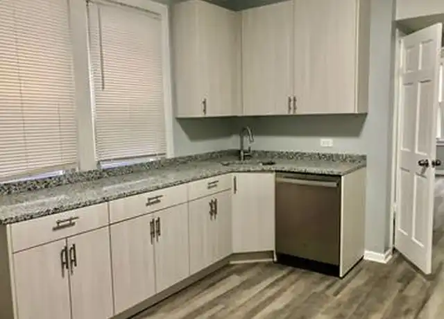 Property at 4521 S Honore St Unit BF, Chicago, IL, 60609, 2 beds, 1 bath, [object Object]