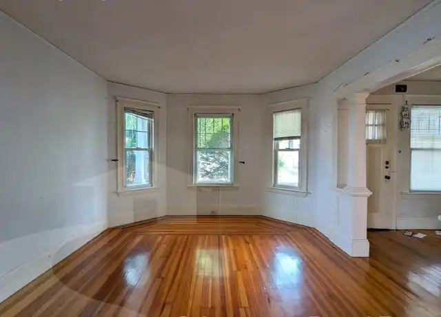 Property at 138 North St Unit 1, Medford, MA, 02155, 2 beds, 1 bath, [object Object]