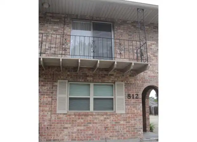 Property at 812 Martin Behrman Ave Unit I, Metairie, LA, 70005, 1 bed, 1 bath, [object Object]
