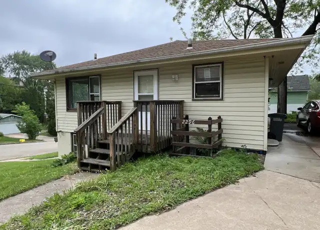 Property at 2296 Woodworth St, Dubuque, IA, 52001, 2 beds, 1 bath, [object Object]