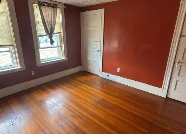Property at 184 Congress Ave, Chelsea, MA, 02150, 3 beds, 1 bath, [object Object]