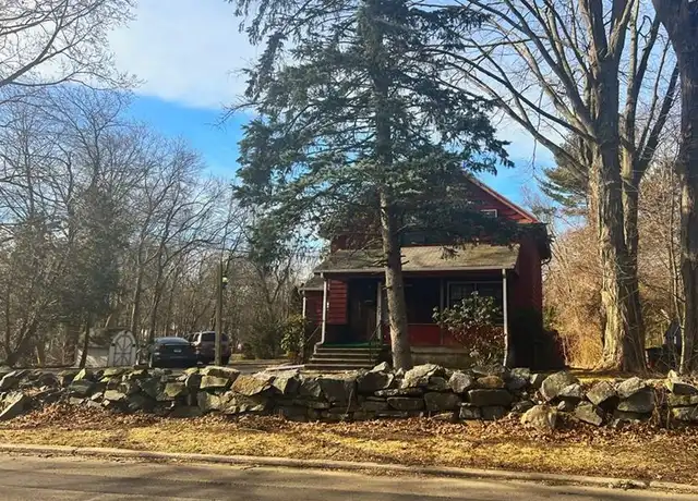 Property at 36 Gunn St, Milford, CT, 06460, 2 beds, 1.5 baths, [object Object]