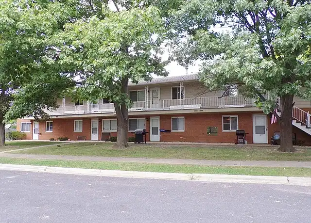 Property at 805 W Pine Hill Ln Unit G, Peoria, IL, 61614, 2 beds, 1 bath, [object Object]
