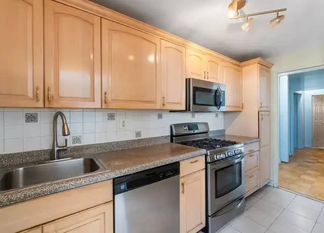 Property at 6040 Boulevard E Apt 33L, West New York, NJ, 07093, 1 bed, 1 bath, [object Object]