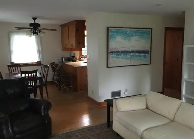 Property at 121 Stribling Ave, Charlottesville, VA, 22903, 3 beds, 1 bath, [object Object]