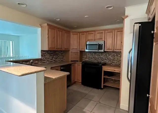 Property at 2115 NE 37th Dr, Fort Lauderdale, FL, 33308, 3 beds, 2 baths, [object Object]