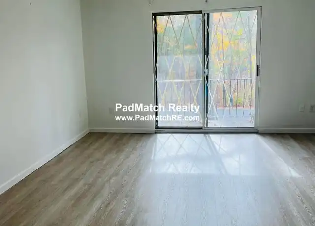 Property at 8 Shadowbrook Ln, Milford, MA, 01757, 2 beds, 1 bath, [object Object]