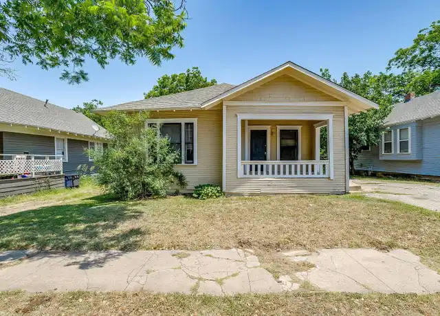 Property at 1317 Hurley Ave, Fort Worth, TX, 76104, 4 beds, 2 baths, [object Object]