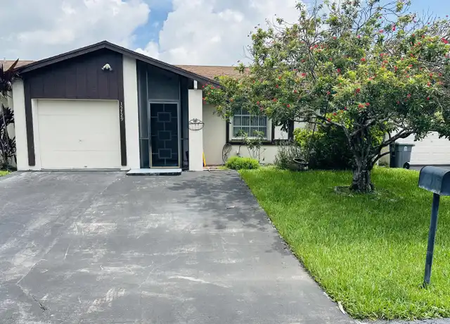 Property at 15729 Bottlebrush Cir, Delray Beach, FL, 33484, 3 beds, 2 baths, [object Object]