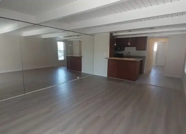Property at 2215 E Florida St Unit 09, Long Beach, CA, 90814, 1 bed, 1 bath, [object Object]