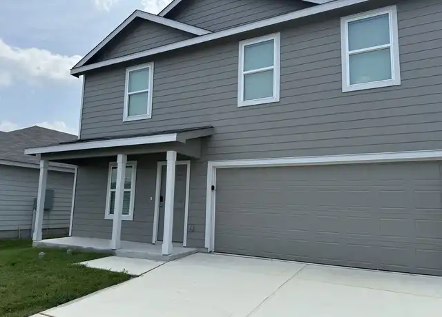 Property at 900 Barbarosa Rd, New Braunfels, TX, 78130, 4 beds, 3 baths, [object Object]