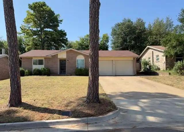 Property at 603 Shelmar Dr, Euless, TX, 76039, 4 beds, 2 baths, [object Object]