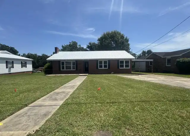Property at 204 Gilbert St, Enterprise, AL, 36330, 3 beds, 2 baths, [object Object]