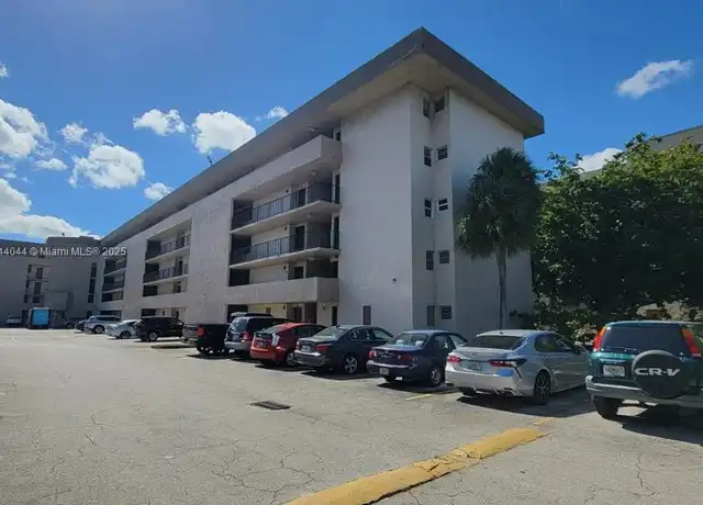 Property at 870 NW 87th Ave #310, Miami, FL, 33172, 2 beds, 2 baths, [object Object]