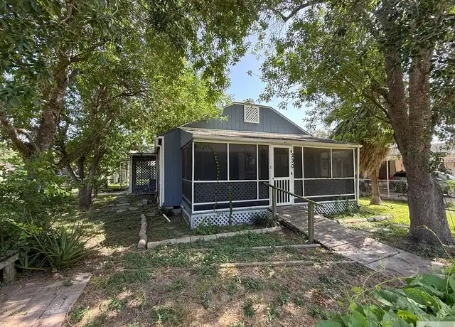 Property at 230 Catherine Ave, Rio Hondo, TX, 78583, 3 beds, 1 bath, [object Object]