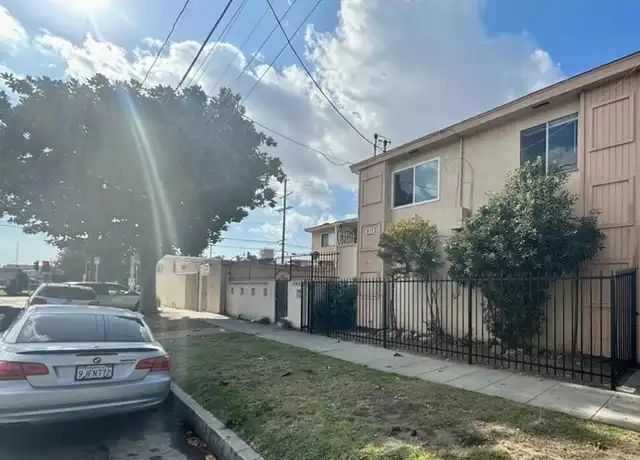 Property at 703 W Anaheim St Unit 4, Wilmington, CA, 90744, 1 bed, 1 bath, [object Object]