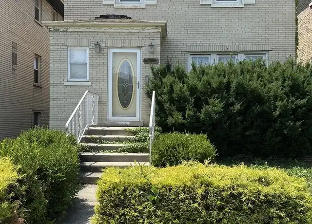 Property at 1644 Clarence Ave, Berwyn, IL, 60402, 2 beds, 2.5 baths, [object Object]