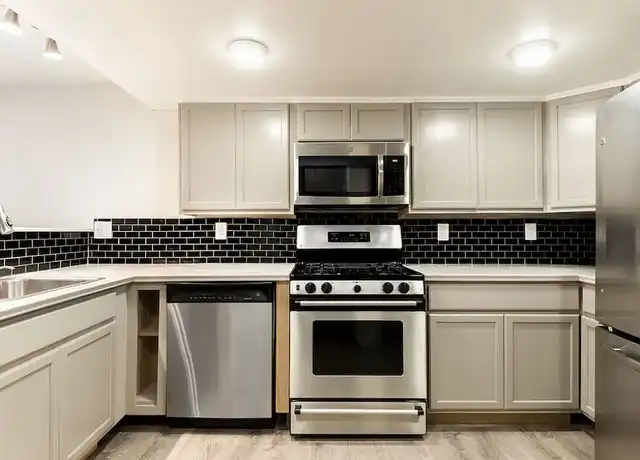 Property at Juniper East - 1329 Lombard St, Philadelphia, PA, 19147, 1 bed, 1 bath, [object Object]
