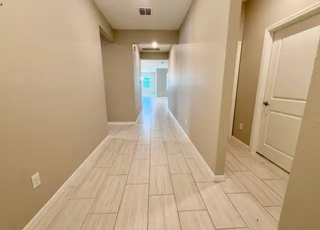 Property at 34329 Evergreen Hill Ct, Wesley Chapel, FL, 33545, 3 beds, 3 baths, [object Object]