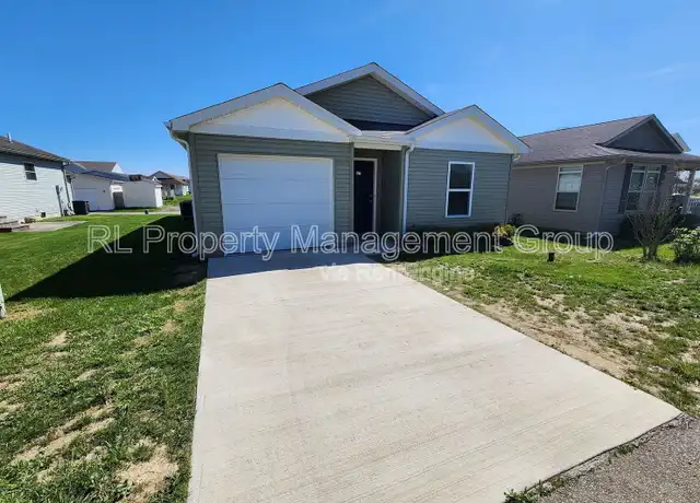 Property at 37 Parkview Ave, Commercial Point, OH, 43116, 4 beds, 2 baths, [object Object]