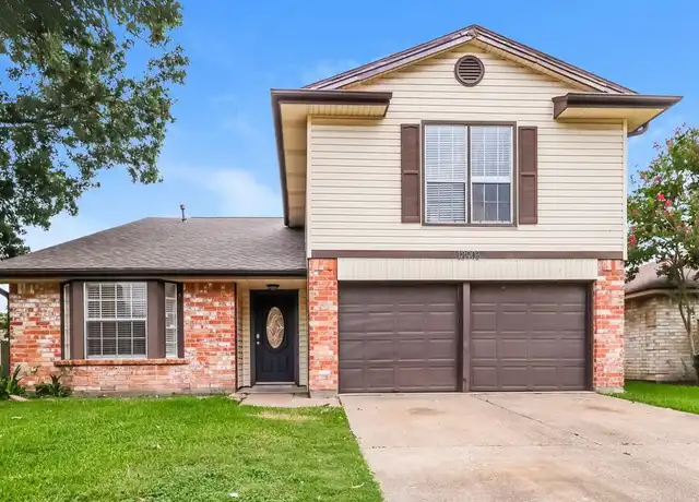 Property at 18903 Pine Trace Ct, Humble, TX, 77346, 3 beds, 2.5 baths, [object Object]