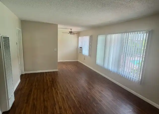 Property at 260 N Oak Ave Unit 6, Pasadena, CA, 91107, 1 bed, 1 bath, [object Object]