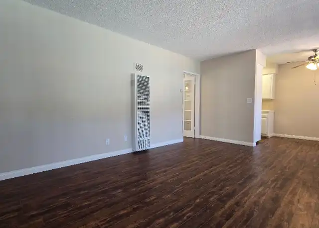 Property at 260 N Oak Ave Unit 6, Pasadena, CA, 91107, 1 bed, 1 bath, [object Object]