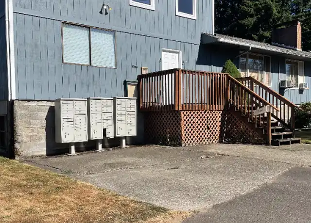 Property at 1112 S Yew St, Centralia, WA, 98531, 3 beds, 1 bath, [object Object]