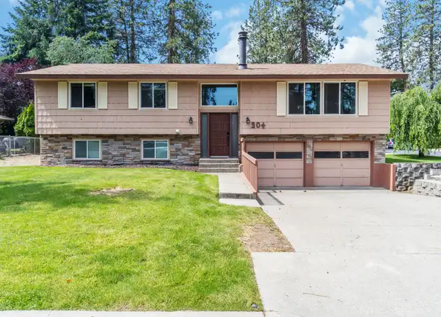 Property at 304 E Chilton Ave Unit A, Spokane, WA, 99218, 3 beds, 2 baths, [object Object]