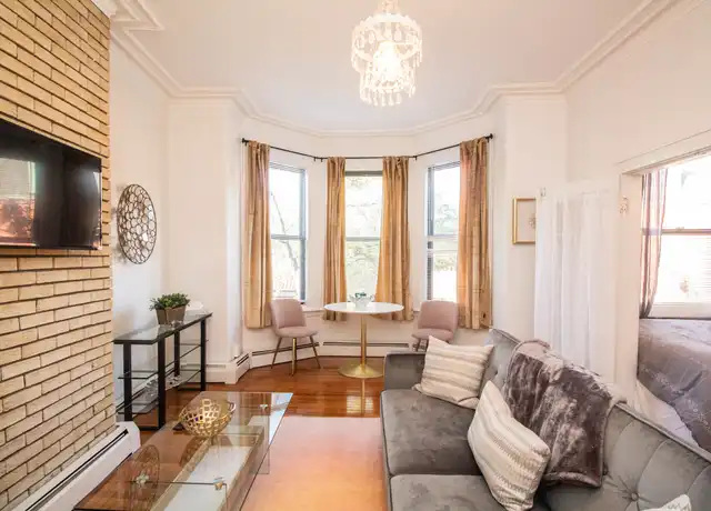Property at 3 Washington St Unit 3, Brookline, MA, 02446, 1 bed, 1 bath, [object Object]