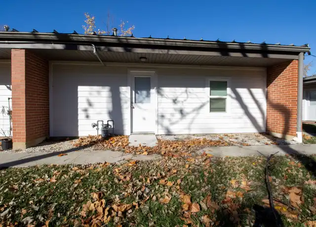 Property at 915 Ashland Rd Unit 9, Columbia, MO, 65201, 1 bed, 1 bath, [object Object]